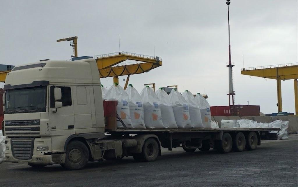 Shipment of «Yara» NPK 15:15:15 from the warehouse